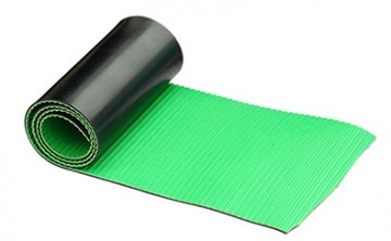 Резиновый лист KF108 с вертикальными полосами